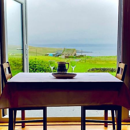 Sea View B & B Ulsta Extérieur photo